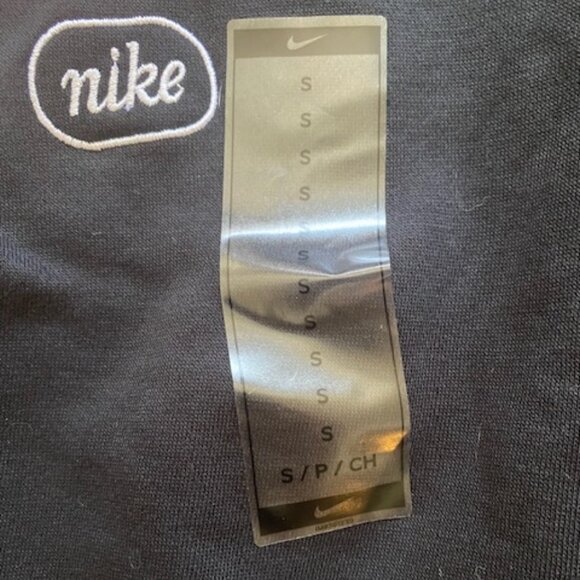 Nike Strawberry Sweatshirt Small - Picture 5 of 6